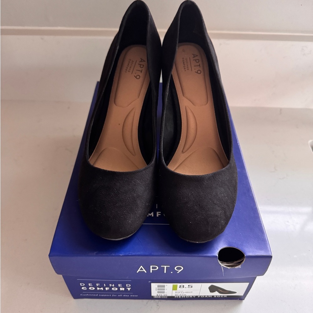 Apt. 9 Women's Classic Black Heels